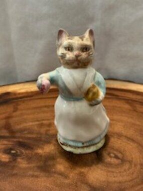 Beatrix Potter's Tabitha Twitchett Figurine